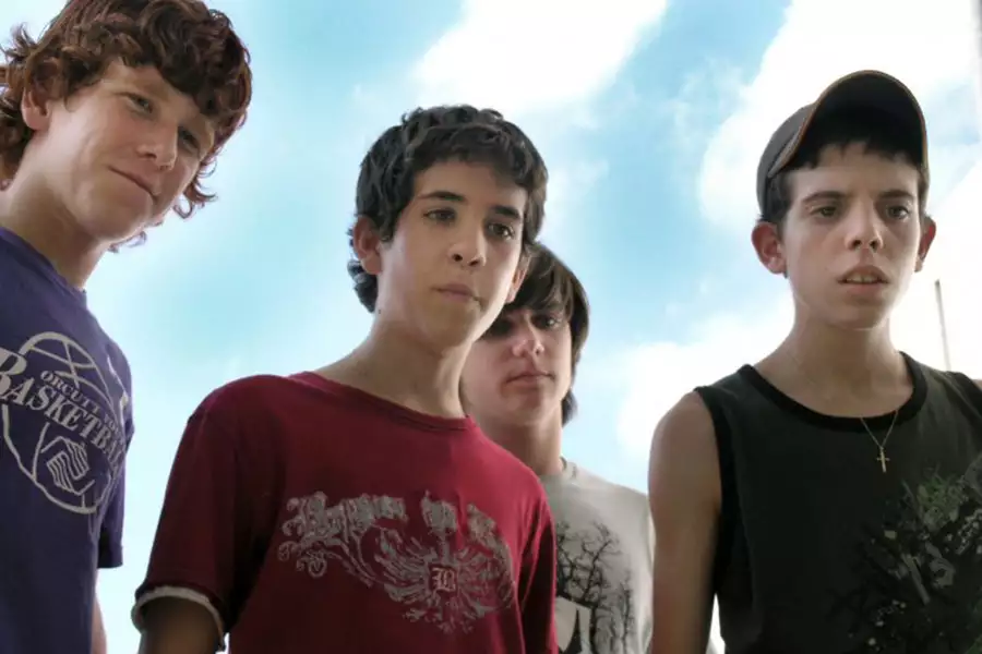 Tch&oacute;rze - galeria zdjęć - filmweb