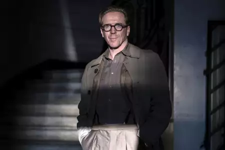 Szpieg wśr&oacute;d przyjaci&oacute;ł - galeria zdjęć - filmweb