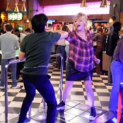 Happy's Place - galeria zdjęć - filmweb