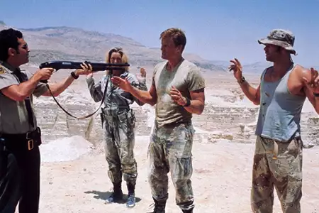 Ostatni patrol - galeria zdjęć - filmweb