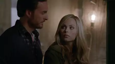 Bitten - galeria zdjęć - filmweb
