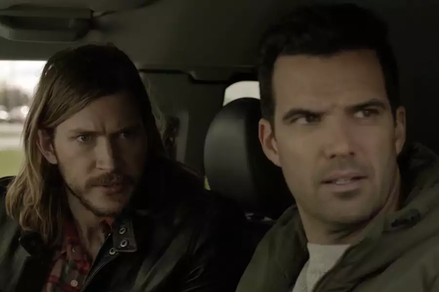 Bitten - galeria zdjęć - filmweb