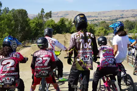 Świat według Jeffa Goldbluma - galeria zdjęć - filmweb