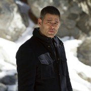 Z dala od niego - galeria zdjęć - filmweb