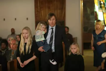 Medium - galeria zdjęć - filmweb
