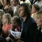 Medium - galeria zdjęć - filmweb