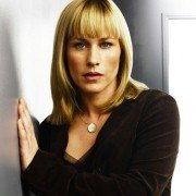 Medium - galeria zdjęć - filmweb