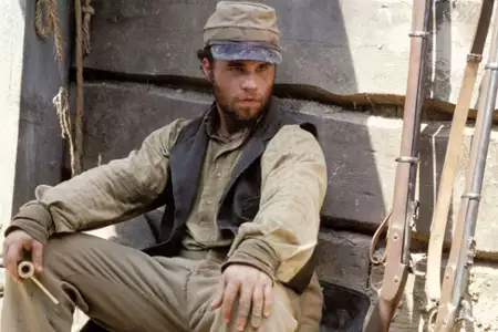 Wzg&oacute;rze nadziei - galeria zdjęć - filmweb