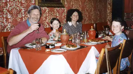 The Russell Murders: Who Killed Lin & Megan? - galeria zdjęć - filmweb