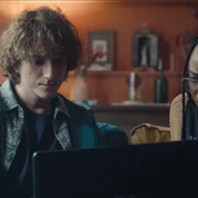 Rozpaczliwe kłamstwa - galeria zdjęć - filmweb