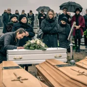 Minuta ciszy - galeria zdjęć - filmweb