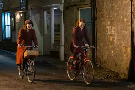 Wszystkie stworzenia duże i małe - galeria zdjęć - filmweb