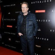 Autsajder - galeria zdjęć - filmweb