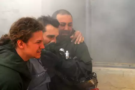 Dziewięć mil w dół - galeria zdjęć - filmweb
