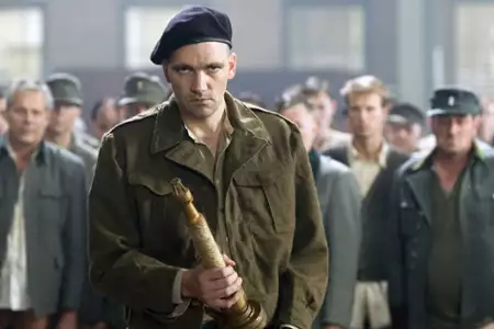 Czarna księga - galeria zdjęć - filmweb
