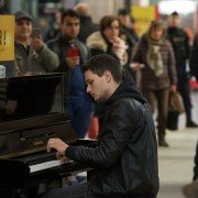 Na wyciągnięcie ręki - galeria zdjęć - filmweb