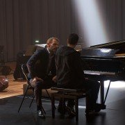 Na wyciągnięcie ręki - galeria zdjęć - filmweb