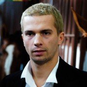 Bunt L. - galeria zdjęć - filmweb