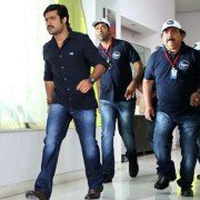 Baadshah - galeria zdjęć - filmweb