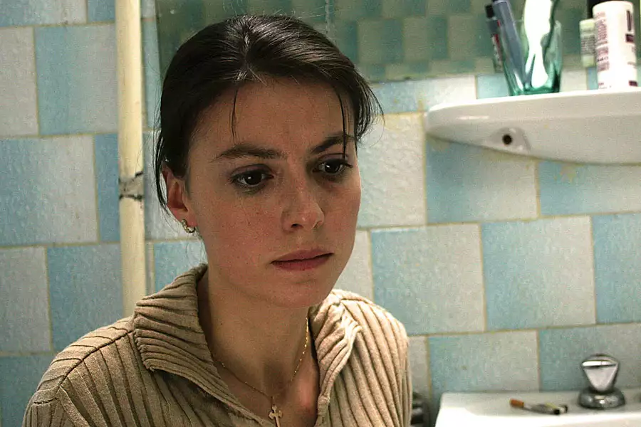 4 miesiące, 3 tygodnie i 2 dni - galeria zdjęć - filmweb