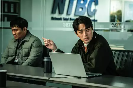 Hellbound - galeria zdjęć - filmweb