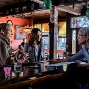 Ella McCay - galeria zdjęć - filmweb