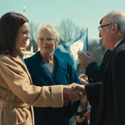 Ella McCay - galeria zdjęć - filmweb