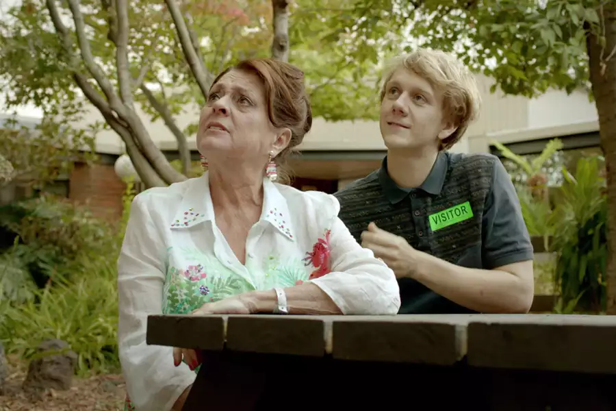 Please Like Me - galeria zdjęć - filmweb