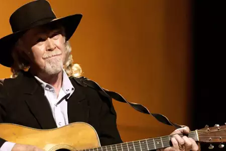 Neil Young: Serce ze złota - galeria zdjęć - filmweb