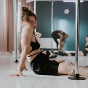 Exotic - galeria zdjęć - filmweb