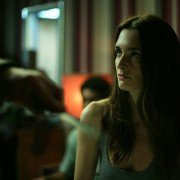 Uciekający kociak - galeria zdjęć - filmweb