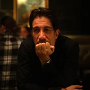 Damaged - galeria zdjęć - filmweb