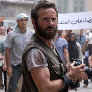 Chimerica - galeria zdjęć - filmweb