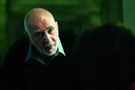 Zawód: Amerykanin - galeria zdjęć - filmweb