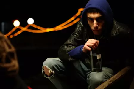 Ave - galeria zdjęć - filmweb