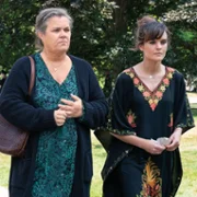 SMILF - galeria zdjęć - filmweb