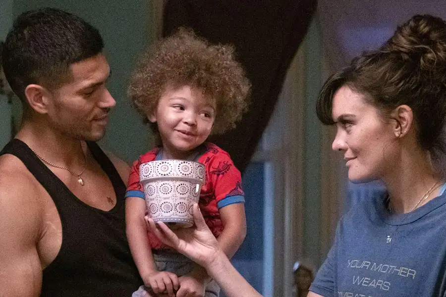 SMILF - galeria zdjęć - filmweb