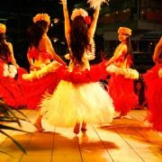 Tancerki hula - galeria zdjęć - filmweb