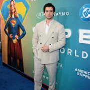 Supergirl - galeria zdjęć - filmweb