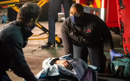 9-1-1 - galeria zdjęć - filmweb