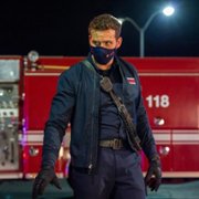 9-1-1 - galeria zdjęć - filmweb