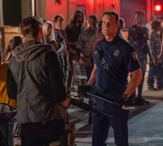 9-1-1 - galeria zdjęć - filmweb