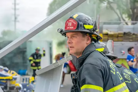 9-1-1 - galeria zdjęć - filmweb