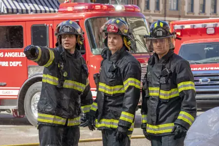 9-1-1 - galeria zdjęć - filmweb