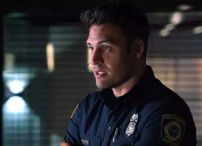 9-1-1 - galeria zdjęć - filmweb