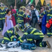 9-1-1 - galeria zdjęć - filmweb