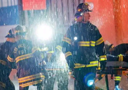 9-1-1 - galeria zdjęć - filmweb
