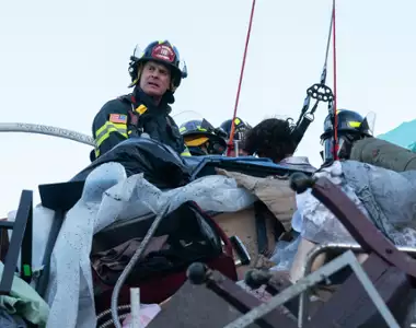 9-1-1 - galeria zdjęć - filmweb