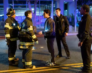 9-1-1 - galeria zdjęć - filmweb