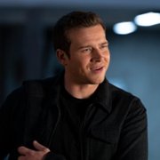 9-1-1 - galeria zdjęć - filmweb
